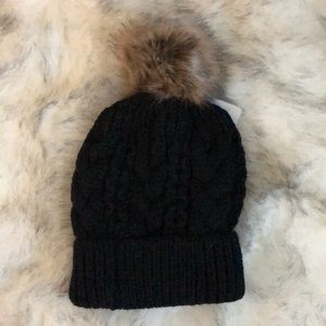 Pom Pom beanie